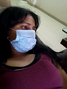 Snapshot of porvi_bebs chatting on March 26, 4:51 am porvi bebs online show from March 26, 4:51 am