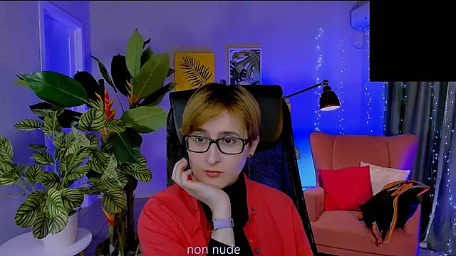 Snapshot of LixeLuna chatting on March 24, 6:29 am LixeLuna online show from March 24, 6:29 am