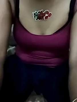 Snapshot of niyashree100 chatting on March 28, 7:02 pm niyashree100 online show from March 28, 7:02 pm