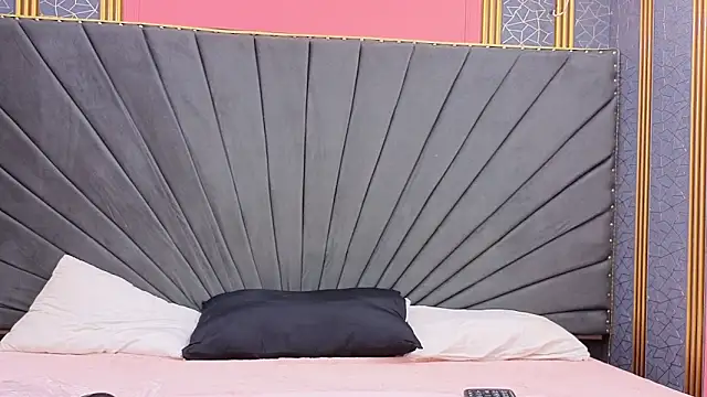 Snapshot of Kaely-Hot- chatting on March 26, 2:11 pm Kaely-Hot- online show from March 26, 2:11 pm