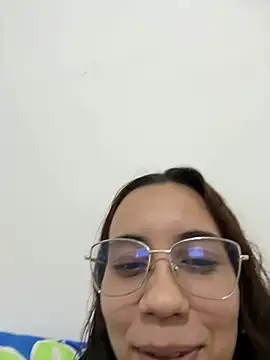 Snapshot of Nicole_Cute04 chatting on July 12, 4:36 am Nicole Cute04 online show from July 12, 4:36 am