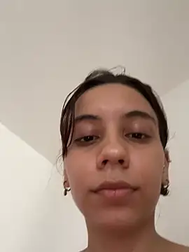 Snapshot of Nicole_Cute04 chatting on July 21, 9:17 pm Nicole Cute04 online show from July 21, 9:17 pm