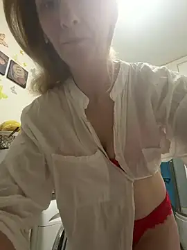 Snapshot of Secret_Ladyx chatting on May 31, 4:09 am Secret Ladyx online show from May 31, 4:09 am