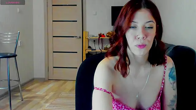 Snapshot of ooopsybritney chatting on March 20, 4:56 pm ooopsybritney online show from March 20, 4:56 pm