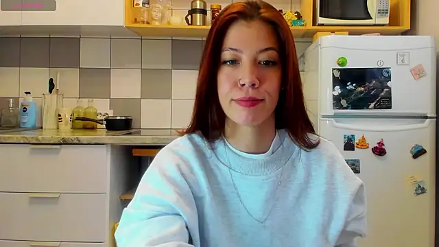 Snapshot of ooopsybritney chatting on March 25, 1:06 pm ooopsybritney online show from March 25, 1:06 pm