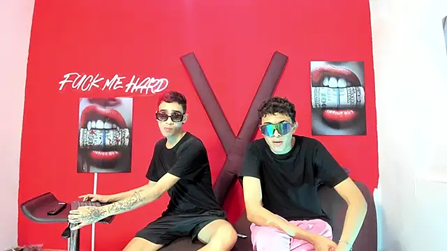 Snapshot of SKYN_MAN chatting on March 28, 1:38 am SKYN MAN online show from March 28, 1:38 am