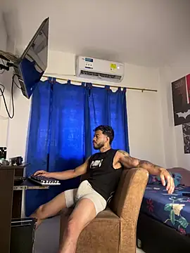 Snapshot of Kenny_romano chatting on March 27, 4:07 pm Kenny romano online show from March 27, 4:07 pm