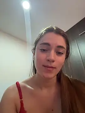 Snapshot of EvaBrown_ chatting on March 22, 5:05 pm EvaBrown online show from March 22, 5:05 pm