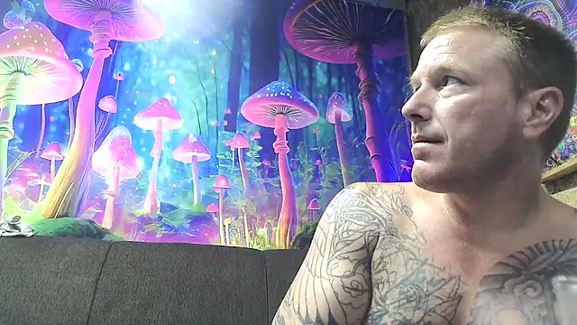 Snapshot of drednasty chatting on March 24, 9:09 pm drednasty online show from March 24, 9:09 pm