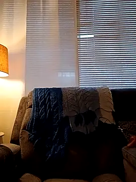 Snapshot of AgoneCanal chatting on March 4, 10:16 pm AgoneCanal online show from March 4, 10:16 pm