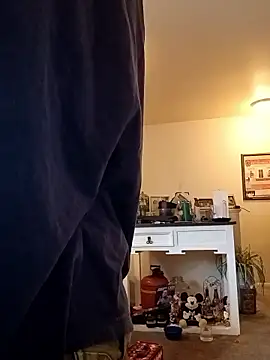 Snapshot of AgoneCanal chatting on March 5, 3:30 pm AgoneCanal online show from March 5, 3:30 pm