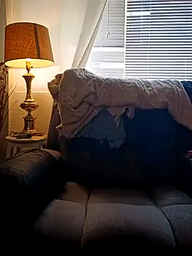 Snapshot of AgoneCanal chatting on March 24, 3:17 pm AgoneCanal online show from March 24, 3:17 pm