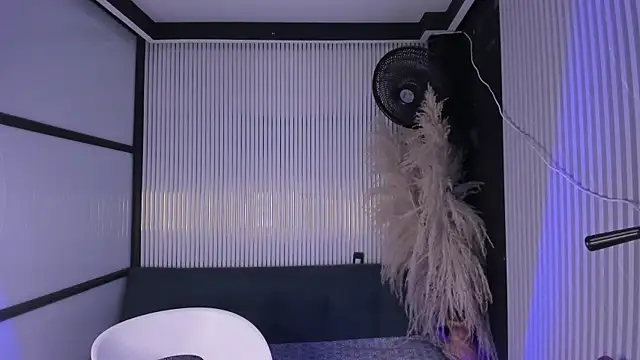 kittyBlossom 1 online show from July 10, 8:11 pm