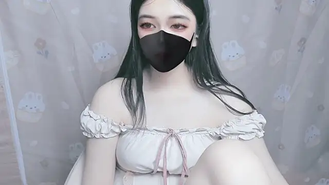 Snapshot of Jixiang_1314 chatting on March 8, 12:31 pm Jixiang 1314 online show from March 8, 12:31 pm