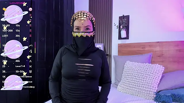 Darlyng  online show from March 5, 8:05 pm