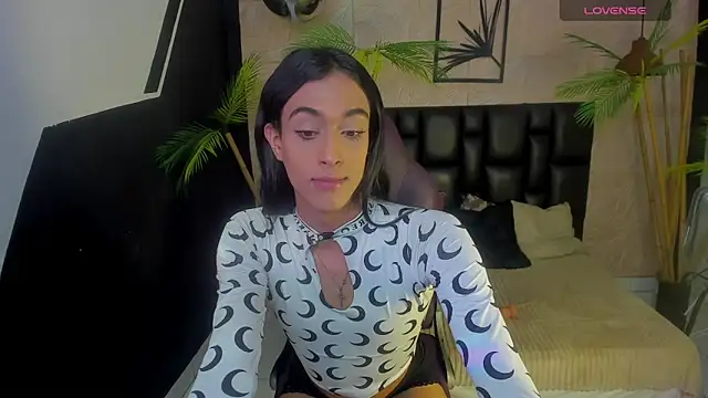 Epril Zoyert online show from March 26, 7:52 pm