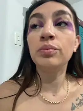 Snapshot of Ammy_Glow chatting on March 31, 4:46 am Ammy Glow online show from March 31, 4:46 am