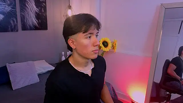 Snapshot of Thiago_Kent chatting on March 6, 11:50 am Thiago Kent online show from March 6, 11:50 am