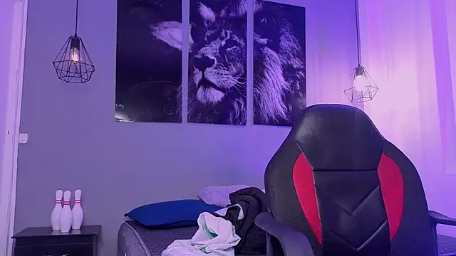 Snapshot of Thiago_Kent chatting on March 14, 4:23 pm Thiago Kent online show from March 14, 4:23 pm