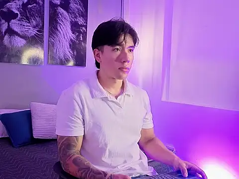 Snapshot of Thiago_Kent chatting on March 21, 11:15 am Thiago Kent online show from March 21, 11:15 am