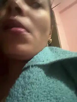 Snapshot of Sweetroseof chatting on March 14, 7:08 pm Sweetroseof online show from March 14, 7:08 pm