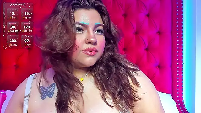 Snapshot of SunnyHoney_ chatting on March 15, 1:44 am SunnyHoney online show from March 15, 1:44 am