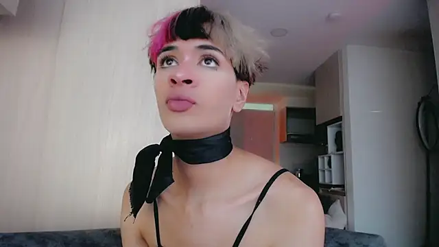 Snapshot of Darksweet_jack chatting on March 9, 2:21 pm Darksweet jack online show from March 9, 2:21 pm