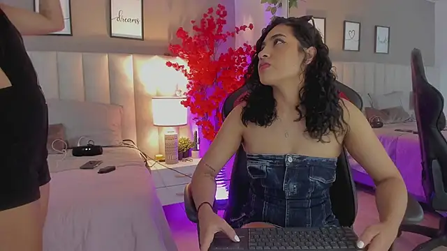 Kiara Kismet  online show from June 21, 2:36 am