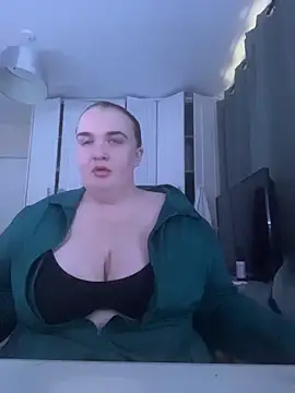 Snapshot of Lexib12xx chatting on March 9, 5:50 pm Lexib12xx online show from March 9, 5:50 pm