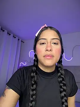 Abrilll2 online show from March 21, 2:49 am