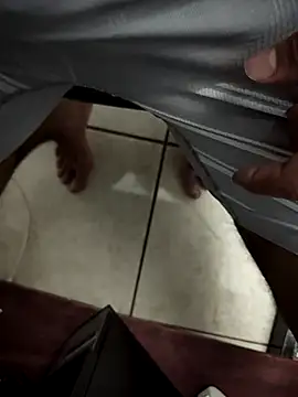 Snapshot of Osito_HOT chatting on March 9, 5:11 am Osito HOT online show from March 9, 5:11 am