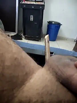 Snapshot of Osito_HOT chatting on March 11, 11:44 pm Osito HOT online show from March 11, 11:44 pm