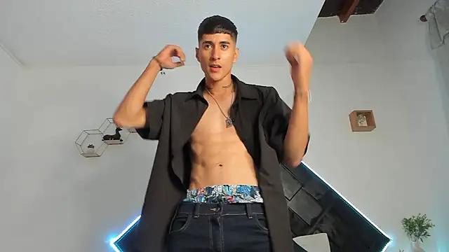 Snapshot of Dark_Valentino_ chatting on March 17, 2:38 am Dark Valentino online show from March 17, 2:38 am