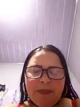 Snapshot of violetapeeveet chatting on March 24, 1:16 pm violetapeeveet online show from March 24, 1:16 pm