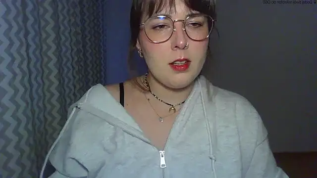 ClaraHard online show from May 11, 5:32 pm