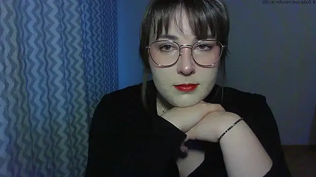 ClaraHard online show from May 18, 6:03 pm