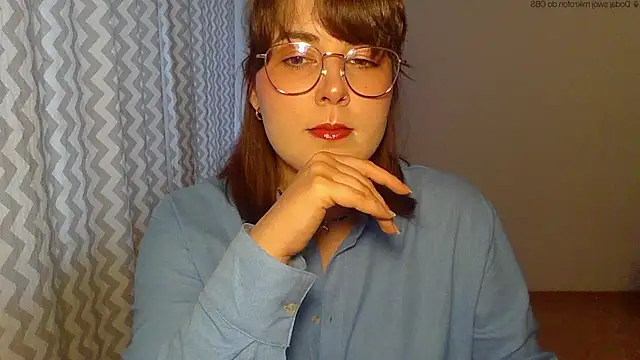 ClaraHard online show from May 27, 5:32 pm