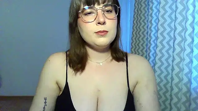 ClaraHard online show from June 26, 6:23 pm