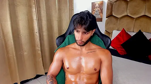 Snapshot of Emmet_CollinsJS chatting on March 11, 4:07 am Emmet CollinsJS online show from March 11, 4:07 am