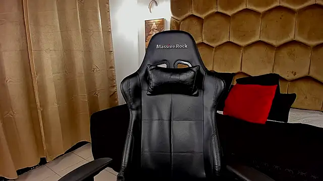 Snapshot of Emmet_CollinsJS chatting on March 26, 4:29 am Emmet CollinsJS online show from March 26, 4:29 am