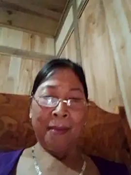 Snapshot of Sky-rain98 chatting on March 12, 8:09 am Sky-rain98 online show from March 12, 8:09 am