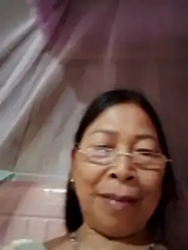 Snapshot of Sky-rain98 chatting on March 12, 8:15 pm Sky-rain98 online show from March 12, 8:15 pm