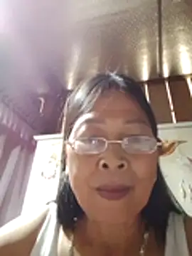 Snapshot of Sky-rain98 chatting on March 15, 9:48 am Sky-rain98 online show from March 15, 9:48 am