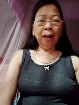 Snapshot of Sky-rain98 chatting on March 22, 9:29 pm Sky-rain98 online show from March 22, 9:29 pm