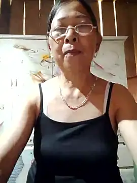 Snapshot of Sky-rain98 chatting on March 27, 8:26 am Sky-rain98 online show from March 27, 8:26 am