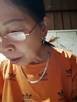 Snapshot of Sky-rain98 chatting on March 27, 8:30 pm Sky-rain98 online show from March 27, 8:30 pm