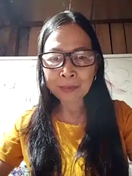 Snapshot of Sky-rain98 chatting on April 14, 2:23 pm Sky-rain98 online show from April 14, 2:23 pm