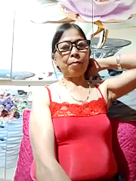 Snapshot of Sky-rain98 chatting on April 21, 2:56 pm Sky-rain98 online show from April 21, 2:56 pm