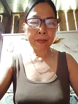 Snapshot of Sky-rain98 chatting on May 14, 7:37 am Sky-rain98 online show from May 14, 7:37 am