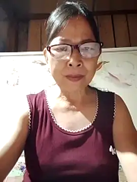 Snapshot of Sky-rain98 chatting on June 12, 8:19 pm Sky-rain98 online show from June 12, 8:19 pm